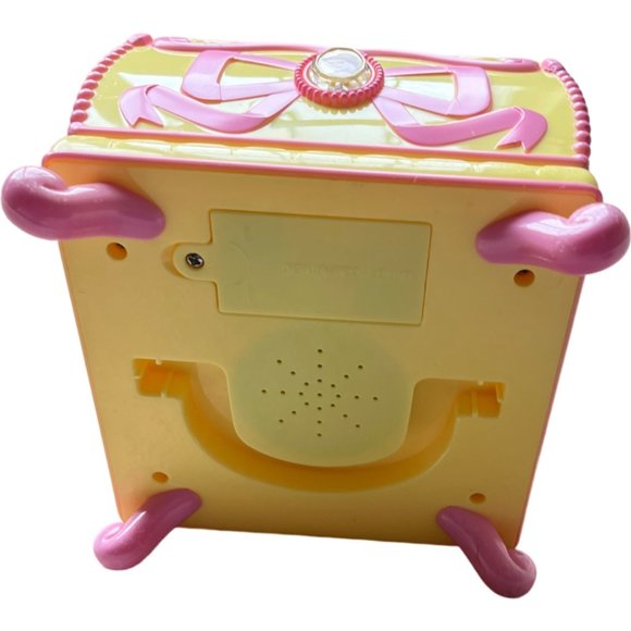 Disney Belle Beauty and the Beast Music Singing Toy Jewelry Box - Picture 7 of 7